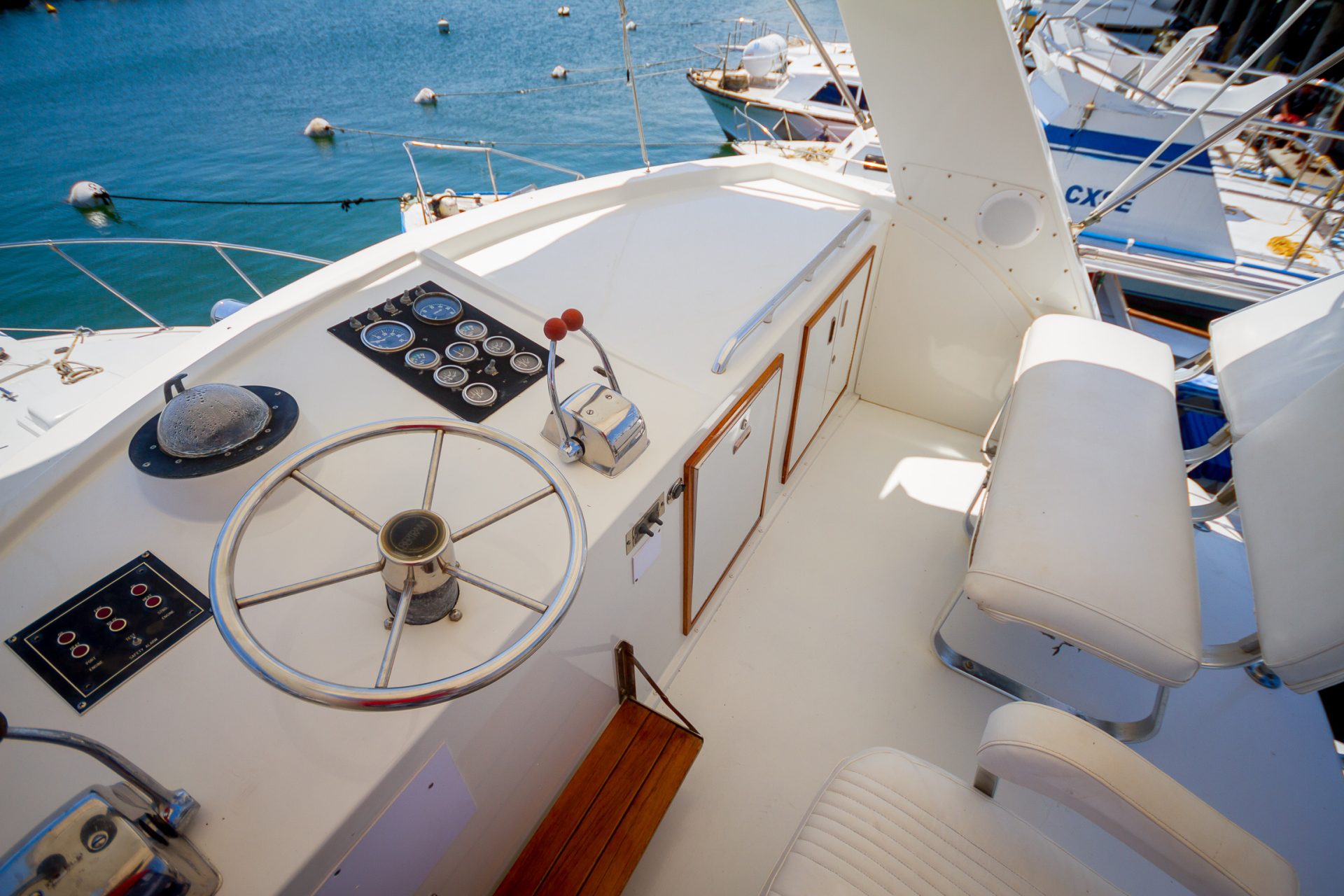 Alquiler barco yate Punta del Este Rent classic yacht